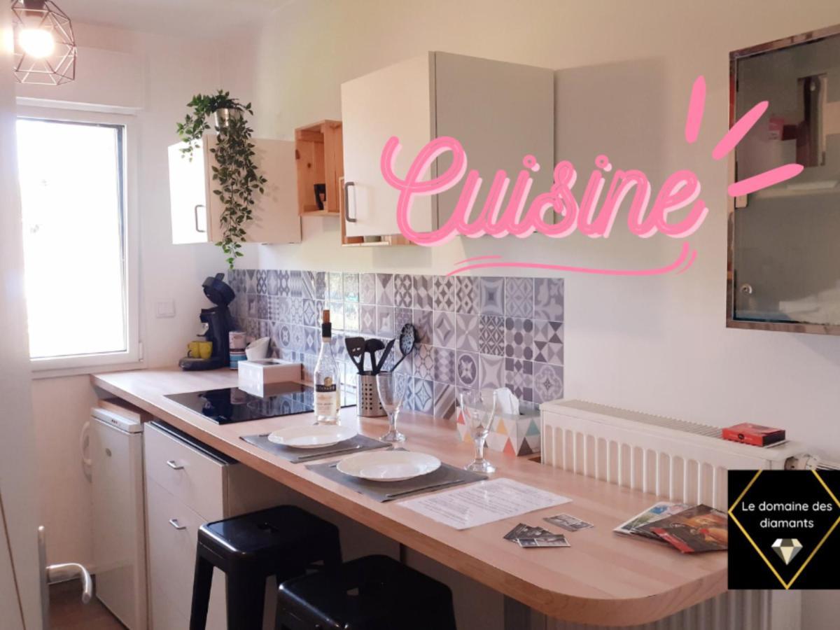 Fraisier, Hotel Artres - Valenciennes Querenaing Zewnętrze zdjęcie